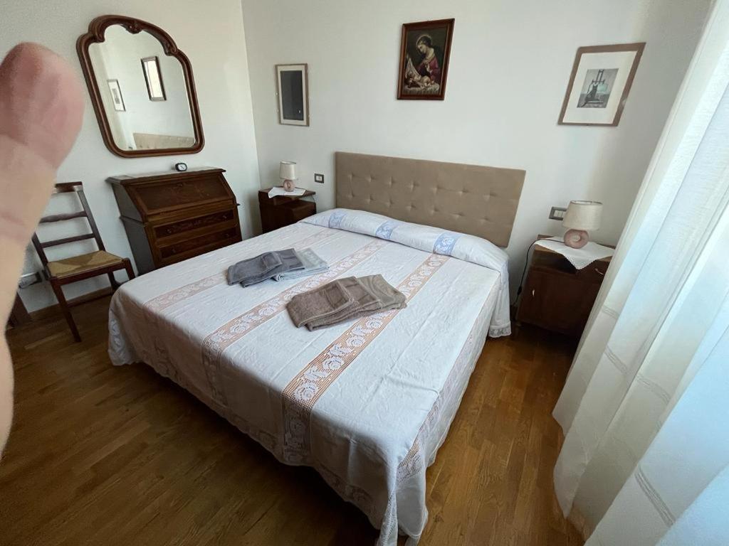 Вилла Casa Gianfranco Губбио Экстерьер фото